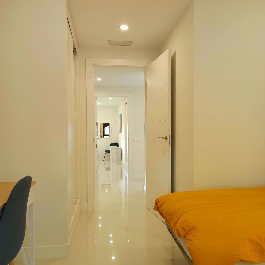La Paloma Beach Apartment With Pool By Casa Del Sol Hr Манилва Экстерьер фото
