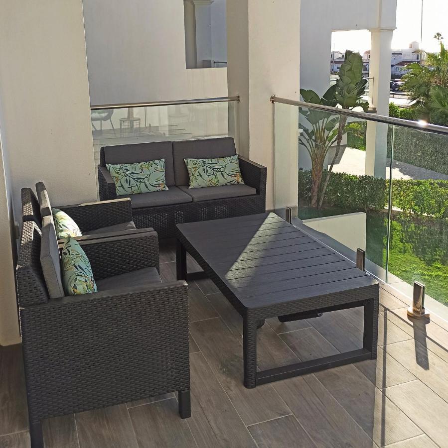 La Paloma Beach Apartment With Pool By Casa Del Sol Hr Манилва Экстерьер фото