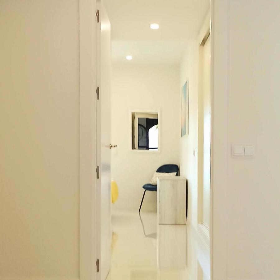 La Paloma Beach Apartment With Pool By Casa Del Sol Hr Манилва Экстерьер фото